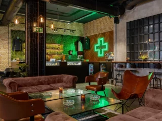Smart Cannabis Dispensary in Barcelona: Some Choices
